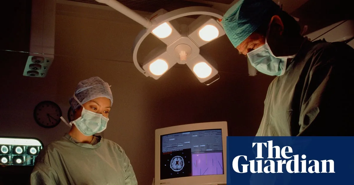 Operating theatre setting where a rapid brain tumour test is administered during surgery.
