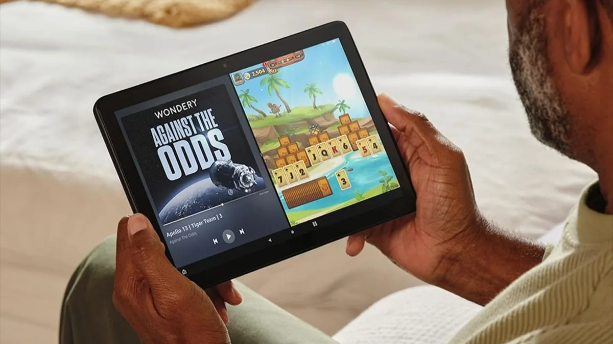 Amazon Fire HD 10 2023 edition tablet hardware.