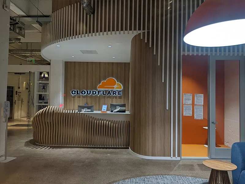 Exterior view of Cloudflare corporate facilities connected to Merkle Tree Certificates infrastructure.