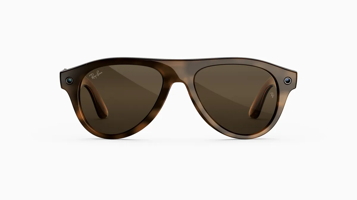 Classic frame styling showcasing new Meta Ray-Ban features on the Aviator edition.