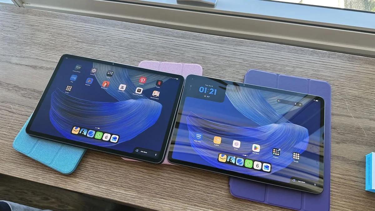 The Amazon Alexa tablet 12 Pro with a nanomatte display sits next to a glossy screen model.