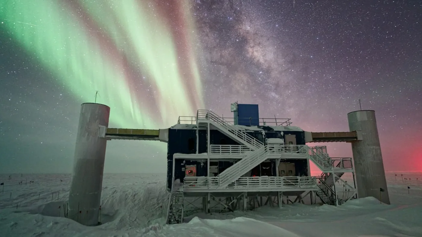 The IceCube Laboratory building on the snow surface at the South Pole.