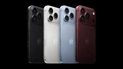 Apple iPhone 18 Pro color options alongside triple-lens camera module.