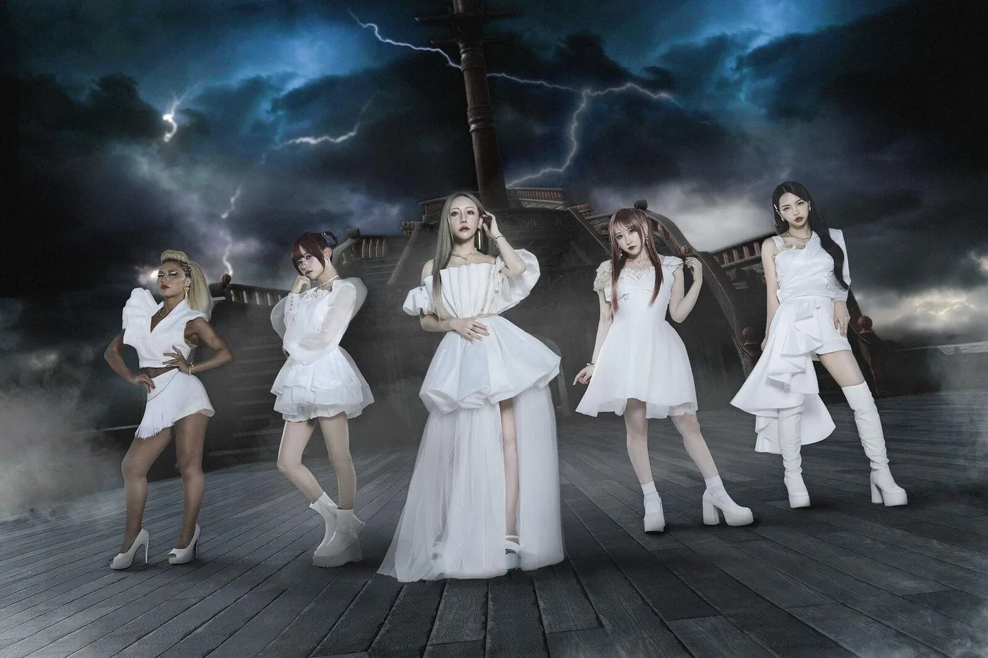 Band photo of the five members of Lovebites.