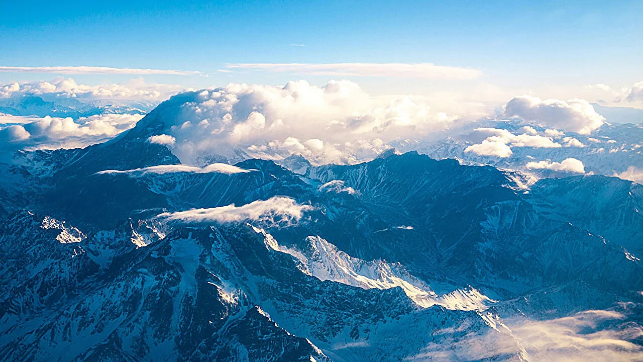 Satellite observed mountain clouds developing along high alpine ridges
