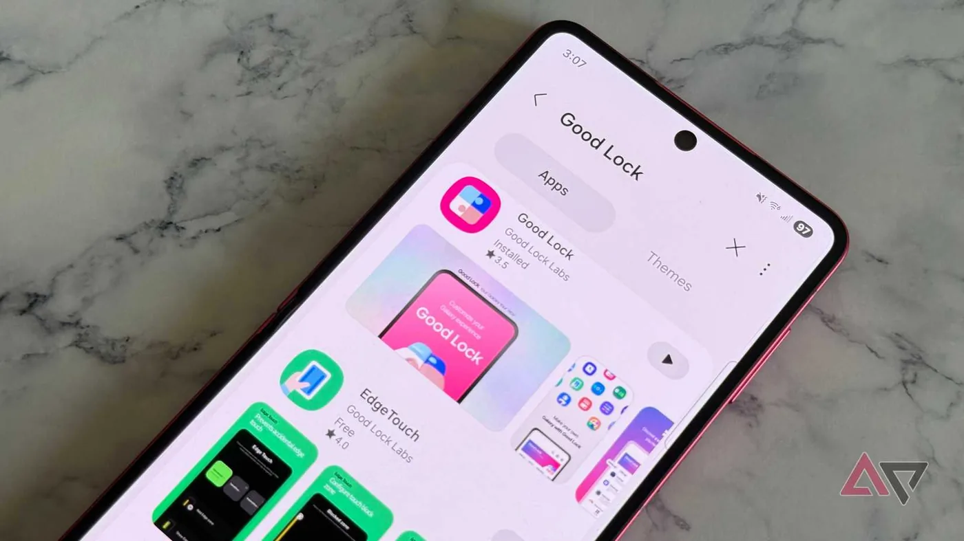 Good Lock customization suite listed inside the Galaxy Store interface