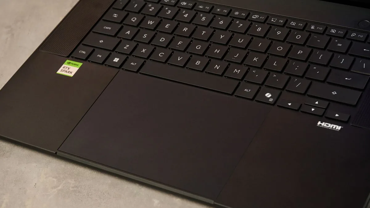 Keyboard and trackpad of the ProArt P16 RTX Spark laptop