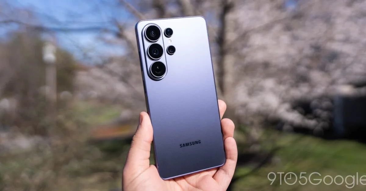 Samsung Galaxy S26 Ultra flagship smartphone