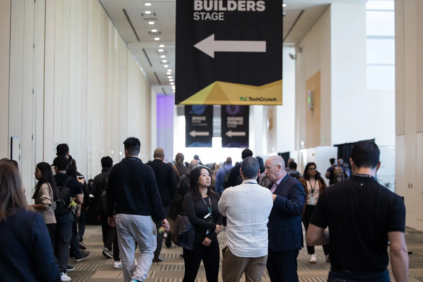 Speakers discuss venture capital and startup scaling on the TechCrunch Disrupt Builders Stage.